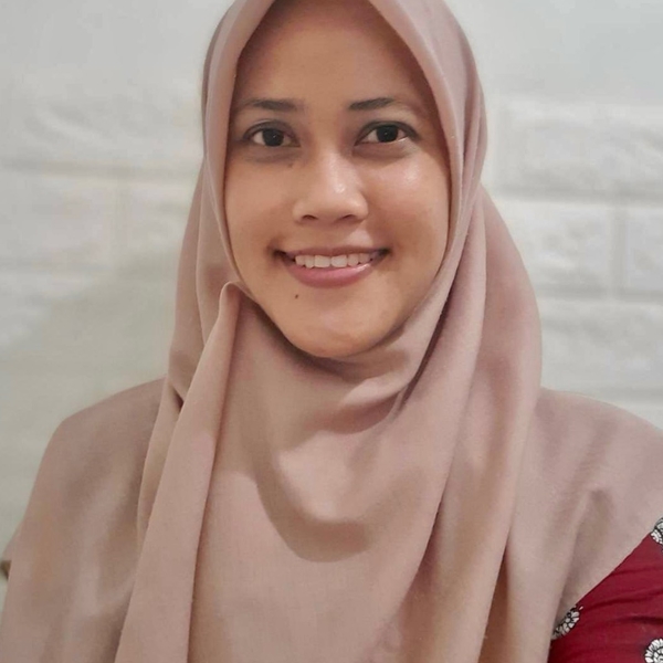 Hai! I am Andi, I teach English with fun and interesting method. Experienced teaching English for more than 5 years. Oversea graduated and reputable. Trust your English learning journey with me.