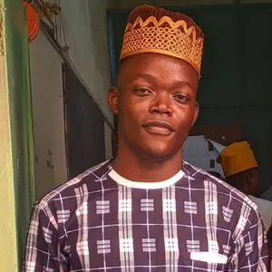 Oyeyemi - Maths tutor - 