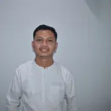 Mochamad - Guru ekonomi - 
