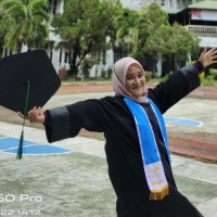 Alumni Mahasiswa Pendidikan Kepalatihan Olaharaga Universitas Negeri Medan . Pelatih renang di SplishSplash Medan