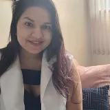 Amanda - Professor de auxílio para alunos com autismo - 