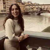 Ilaria - Insegnante di aiuto compiti - Roma