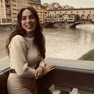 Ilaria - Insegnante di aiuto compiti - Roma