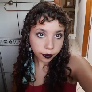 Mariana - Professor de piano - Goiânia