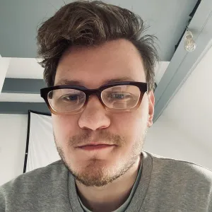 Andy - Prof de montage vidéo - Etterbeek