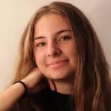 Inès - Prof de maths - Versailles