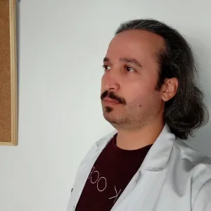 Mehmet Ali - Fizik öğretmeni - 