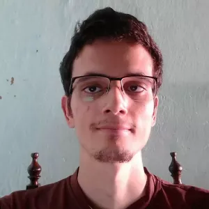Bruno - Professor de reforço escolar - Centro