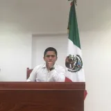 Edwing Amir - profesor de ortografía - Caucel