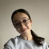 Melek - Englischlehrerin - 