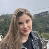 Mirela - Prof de arquitetura - 