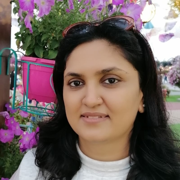 Hello there, Iam Shweta a native Hindi speaker. I have 5  years of teaching experience. I teach hindi language to university students also. You can book first trial class free where we ca