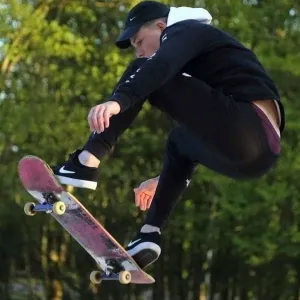 Joshua - Skateboarding tutor - Guildford