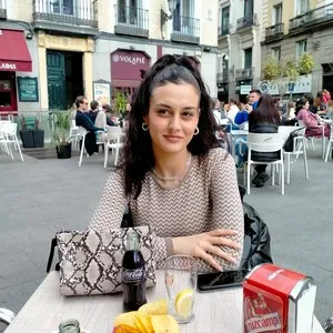 Nassima - Prof d'espagnol - Nanterre