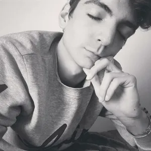 Hugo - profesor de redacción - New York