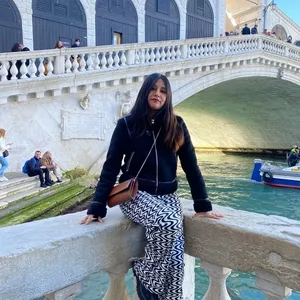 Leslie - Insegnante di spagnolo - Milano