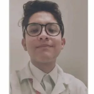 Luis - Profesor de biología - CDMX