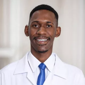 PEDRO - Professor de química - São Luís