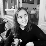 Lola - professeur de biologie - Marseille 6e 