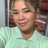 Larissa - Prof de inglês - Saquarema