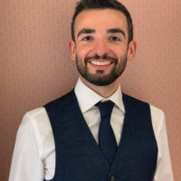 Qualified Italian native speaker giving Italian lessons in Amsterdam. My focus is on those people who would like to improve their Business Italian, or those who start from a beginner level.