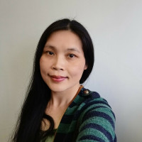 Patient certificated Chinese tutor gives Chinese lessons (speaking, listening, reading and   writing) for whoever is interested in it .