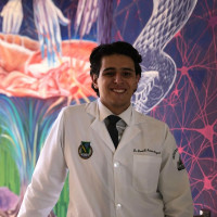 Médico egresado de la Universidad Autónoma de Chihuahua con un gusto por enseñar y tener una sesiones didácticas para nivel preparatoria