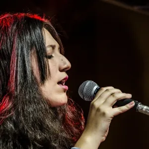 Luciana - profesor de canto - 