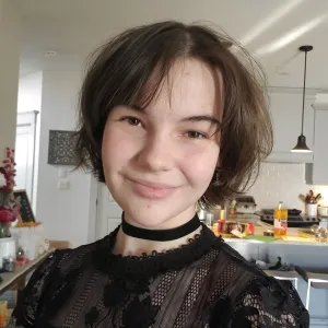 Tori - French tutor - Kingston