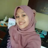 Isti - Guru mengaji - Pare