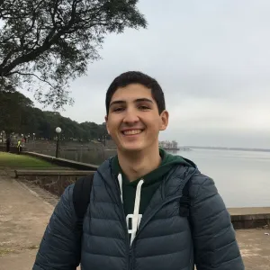 Juan Pablo - profesor de economía - Olivos