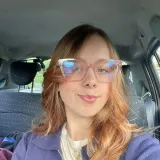 Lea - Prof d'arts plastiques - Chartres-de-Bretagne