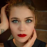 Nina - Prof de français - Syens