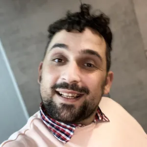 Antonio - German teacher - Ashford