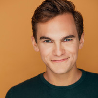 New York based professional actor with 10+ years of experience teaching acting, vocal performance, script analysis, as well as college audition prep!