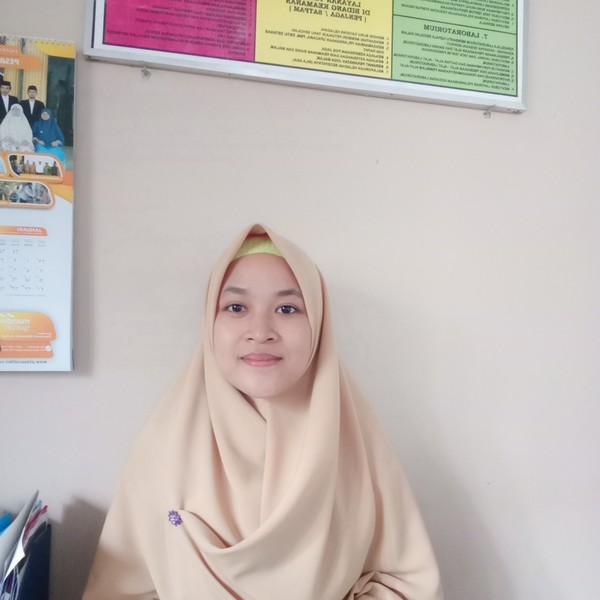 Guru yang berpengalaman mengajar Al-Qur'an dan Bahasa Arab selama 5 Tahun tingkat SD IT di Cikarang Barat, dan guru di salah satu Rumah Tahfidz di Cikarang Barat. Dan sekarang berdomisili Tangerang.