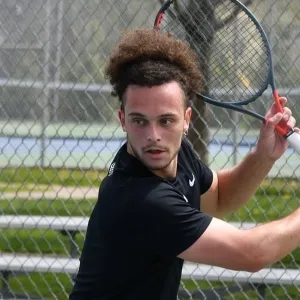 Kevin - Prof de tennis - Ivry-sur-Seine