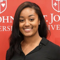 Current law student, Summa Cum Laude Graduate from St. John’s University. Awarded thousands in academic scholarships. Passionate about English and Comprehension, Professional Development, and College 
