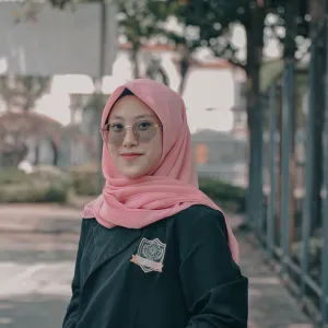 Ney - Guru bahasa inggris - Purwokerto