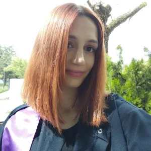Burcu - Tarih öğretmeni - 