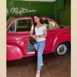 Srishti bandhanwal - English tutor - New Delhi