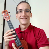 Ukulele - Baixo - Violão - Guitarra - Graduado em Música pela UFBA - Aulas voltadas para os objetivos do aluno - Aprenda do jeito certo e entenda o que está tocando!