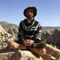 Professional meditator with 2000+ hours of practice, teaching right mindfulness, right effort, right concentration, loving-kindness, and embodiment practice. My goal is to help you attain joyful peace