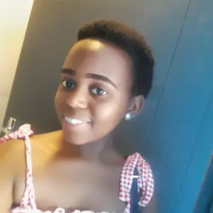 Luyanda - Creative writing tutor - New Germany