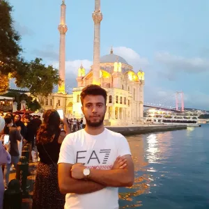 Adem - Matematik öğretmeni - İstanbul