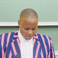 Student at university of johannesburg and teaches accounting and Tutor by proffession