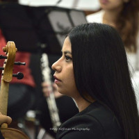 Egresada de la universidad de Guadalajara, 12 años de experiencia como violinista, 8 años dando clases.