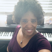 Positive and Patient  teacher with 15+ years experience offers piano lessons for all levels, age 10-70! I have a Bachelor of Musical Arts degree in classical piano,  I play and teach pop, jazz, R&B an