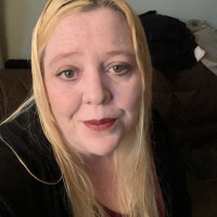 Local College Educated Woman. Looking to tutor local to Tillsonburg Ontario. English is my specialty but can cover most bases. No matter what level your child is at, I can help.
