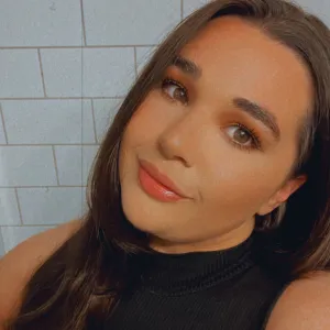 Annalise - Photography teacher - Cardiff